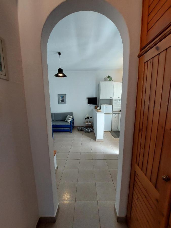 Paros Reppas House "Portes" מראה חיצוני תמונה